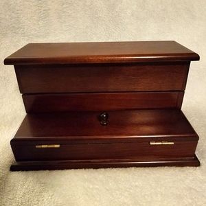 Desk keeper organizer Bombay company